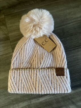 H&M Kids Ribbed Beanie with Faux Fur Pom in Blush